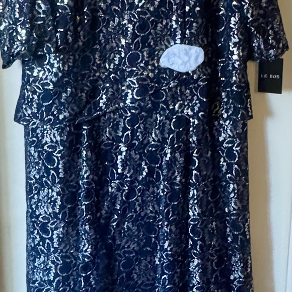 Le Bos Navy Silver Metallic Lace Peplum Long Gown 3/4 Sleeve NWT - Picture 2 of 3